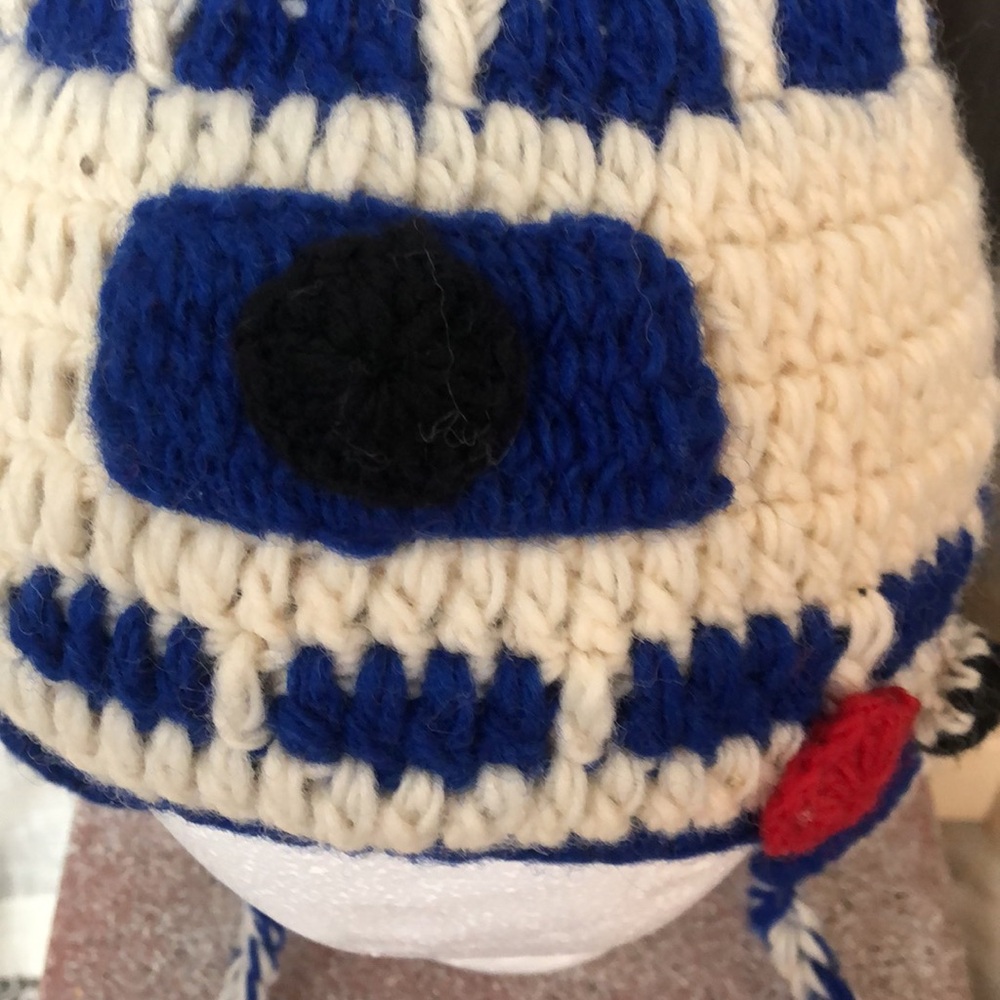 🧢Hand crocheted R2-D2 Beanie Hat 🧢 - Picture 3 of 5